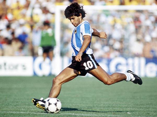 Maradona thời đỉnh cao tại Argentina